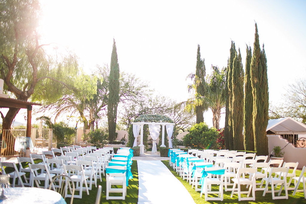 https://ycbtpartyrentals.com/wp-content/uploads/2015/07/aisle-decor-ceremony.jpg